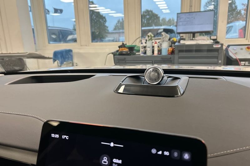 Volvo ES90 bild 25