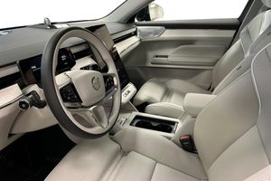 Volvo ES90 bild 14