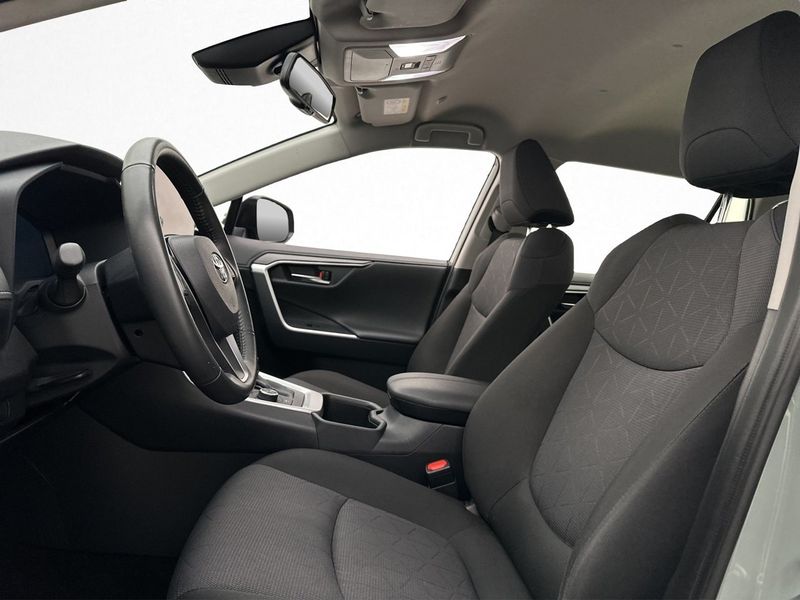 Toyota RAV4 bild 11