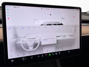 Tesla Model Y bild 20