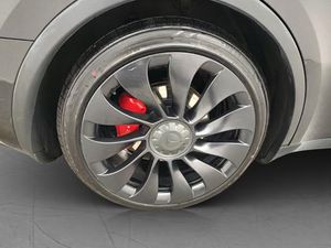 Tesla Model Y bild 34