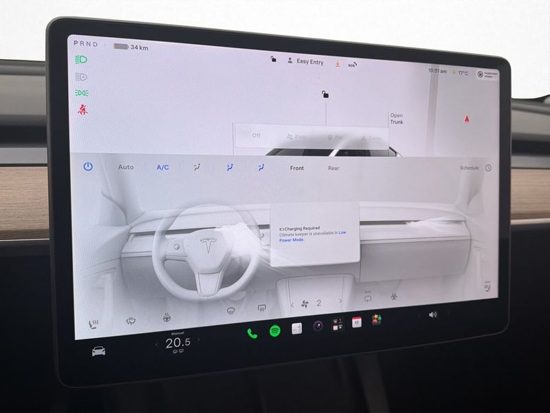 Tesla Model Y bild 21