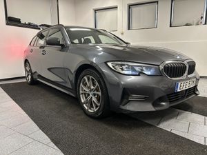 BMW 330 bild 2