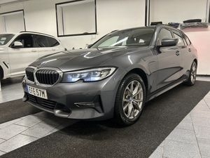 BMW 330 bild 1