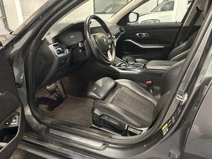 BMW 330 bild 7
