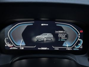BMW 330 bild 13