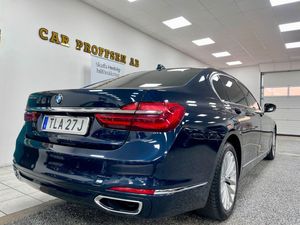 BMW 750 bild 6
