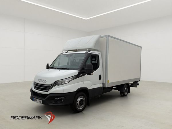 Iveco Daily BAKGAVELLYFT Sidodörr Värmare 3-Sits A/C Moms - 2023
