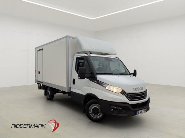 Iveco Daily BAKGAVELLYFT Sidodörr Värmare 3-Sits A/C Moms - 2023