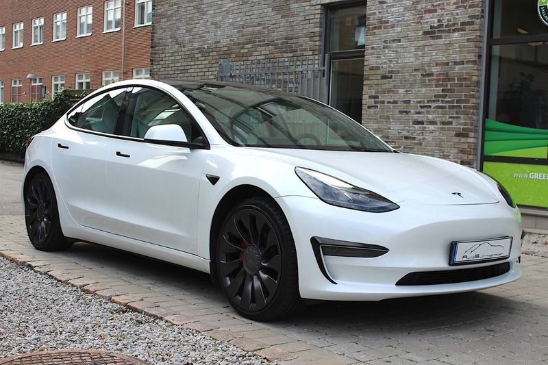 Tesla Model 3 bild 10