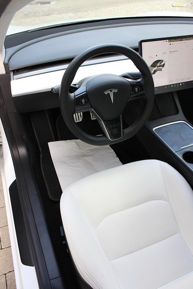 Tesla Model 3 bild 32