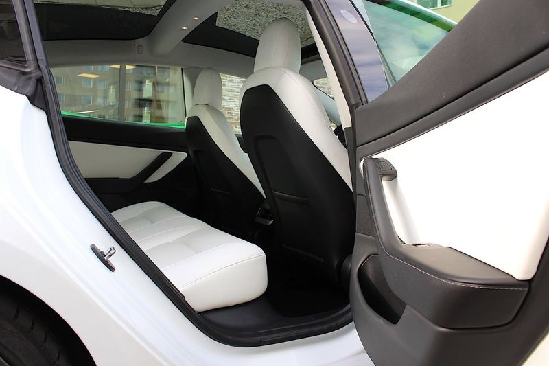 Tesla Model 3 bild 23