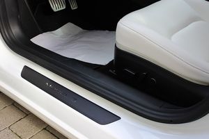 Tesla Model 3 bild 19