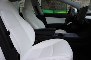 Tesla Model 3 bild 27