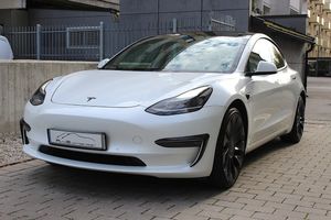 Tesla Model 3 bild 11