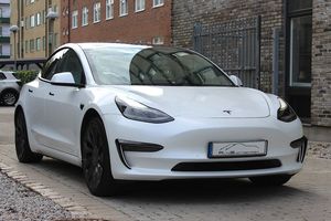 Tesla Model 3 bild 9