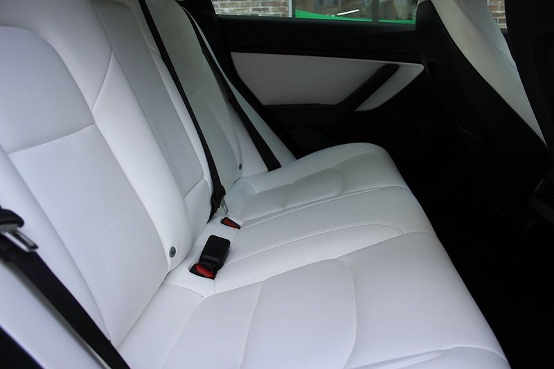 Tesla Model 3 bild 24
