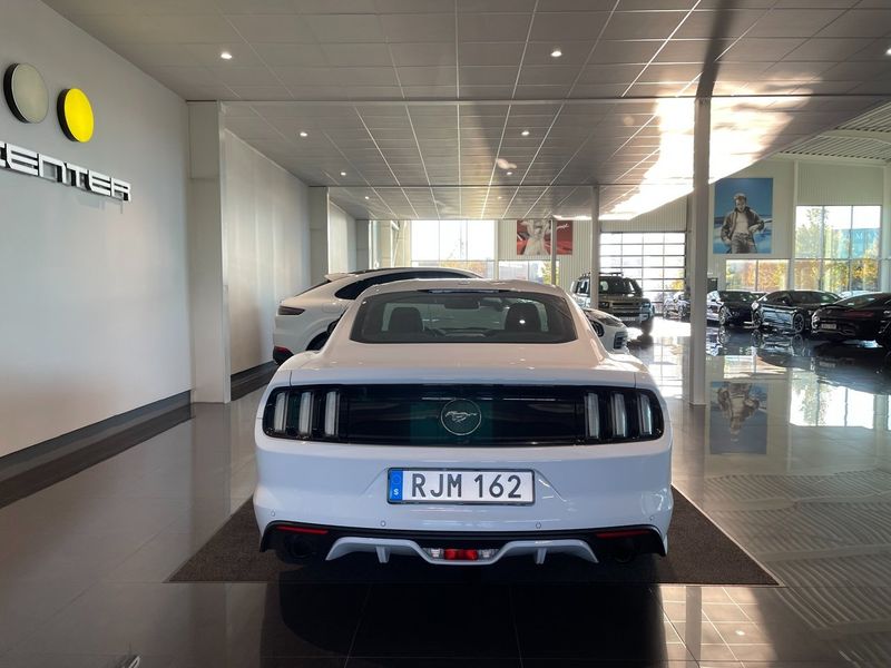 Ford Mustang bild 8
