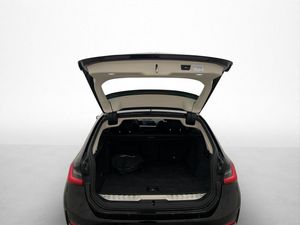 BMW 330 bild 9