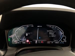 BMW 330 bild 17