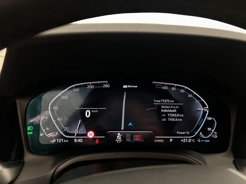 BMW 330 bild 17