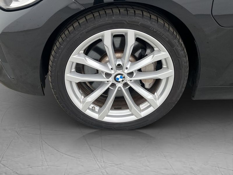 BMW 330 bild 29