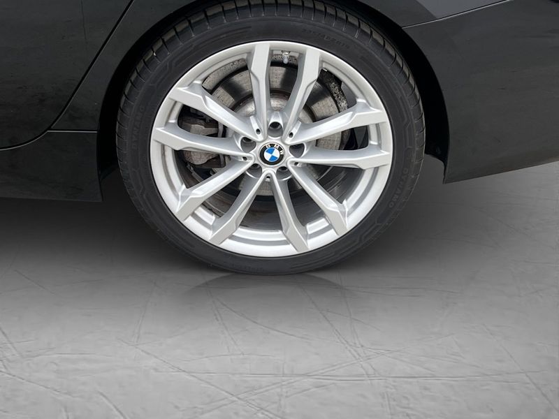 BMW 330 bild 30
