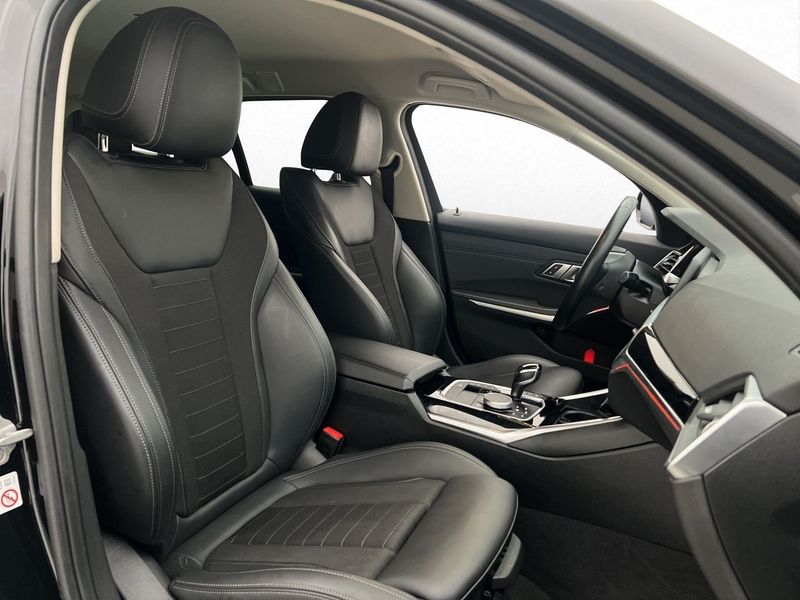BMW 330 bild 10