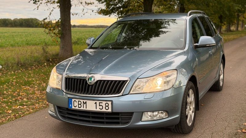 Skoda Octavia bild 2