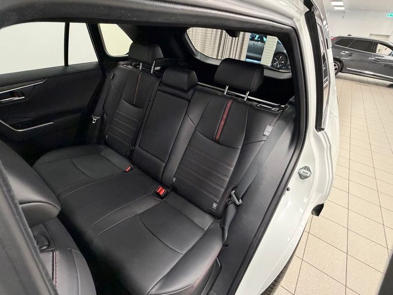 Toyota RAV4 bild 22