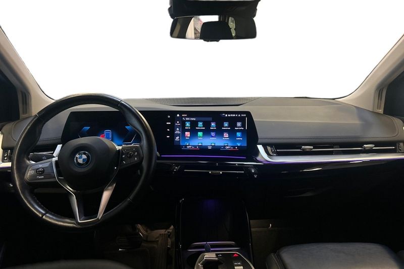 BMW 225 bild 8