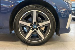 BMW 225 bild 14