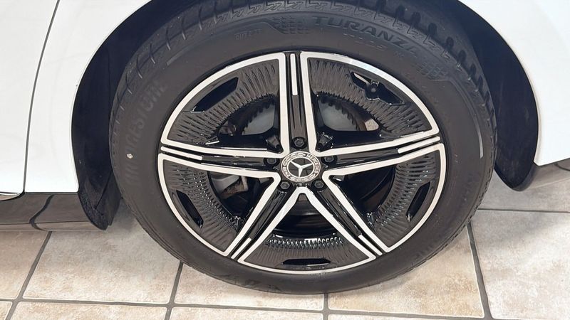 Mercedes EQE350 bild 6
