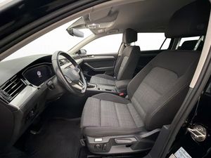 Volkswagen Passat bild 11