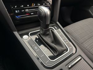 Volkswagen Passat bild 22