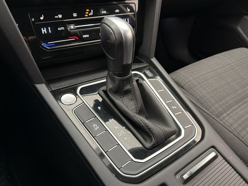 Volkswagen Passat bild 22
