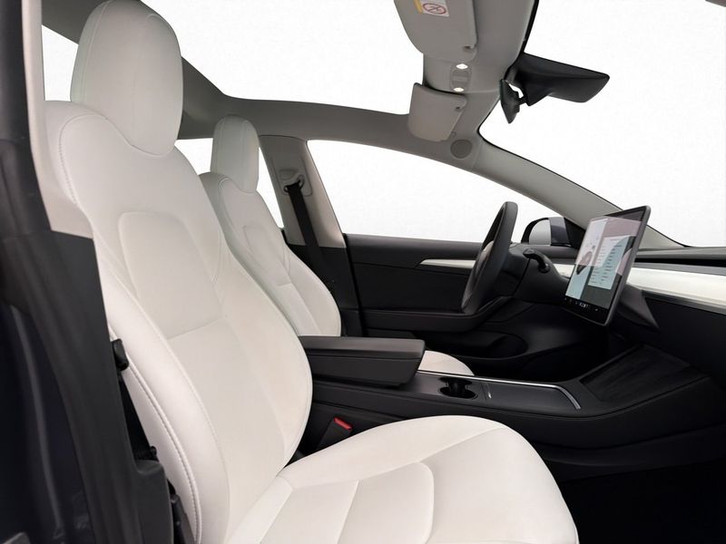 Tesla Model 3 bild 27