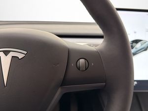 Tesla Model 3 bild 16
