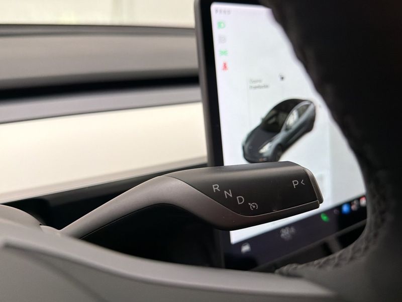 Tesla Model 3 bild 17
