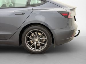 Tesla Model 3 bild 33
