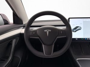 Tesla Model 3 bild 14