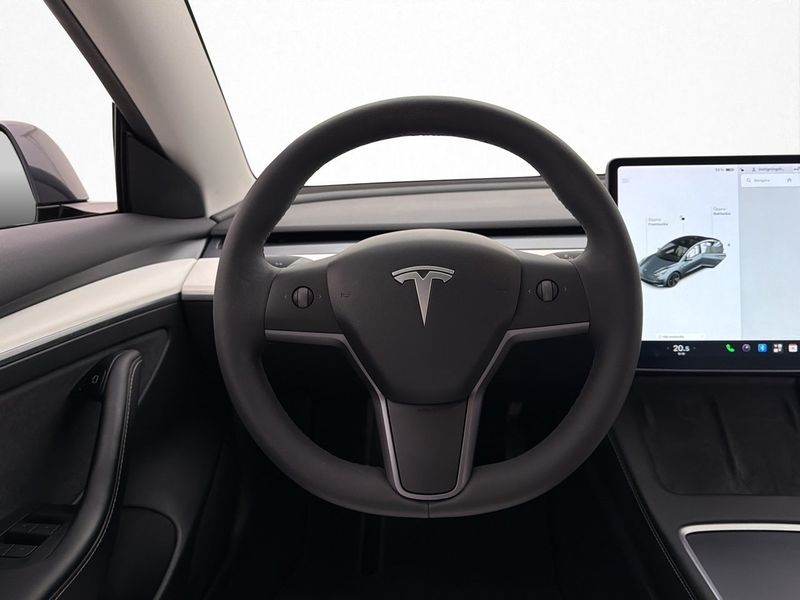 Tesla Model 3 bild 14