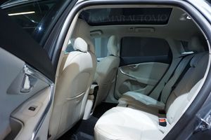 Volvo V40 bild 9