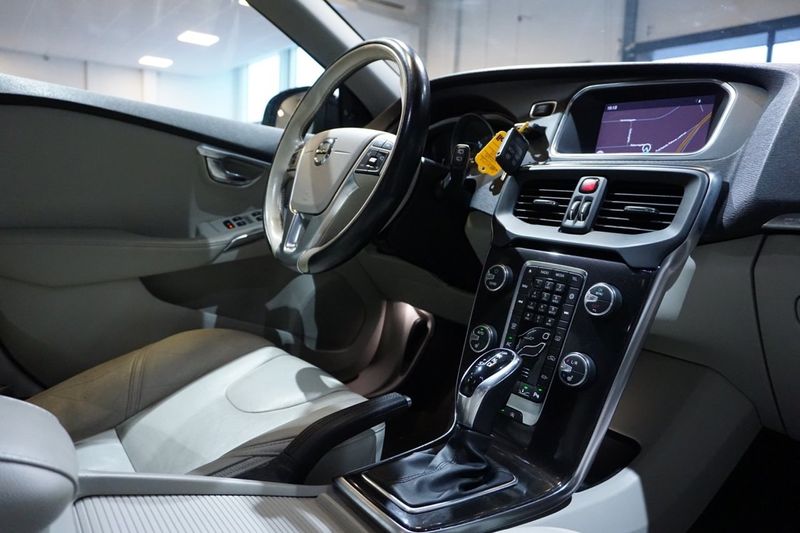 Volvo V40 bild 20
