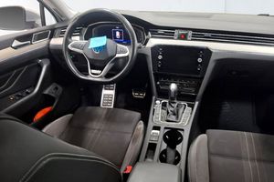Volkswagen Passat bild 9