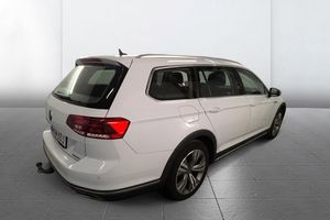 Volkswagen Passat bild 4