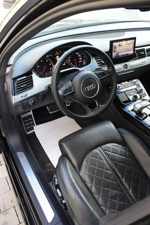 Audi A8 bild 28
