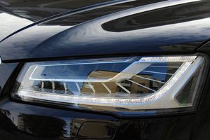 Audi A8 bild 13
