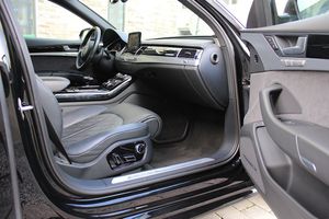 Audi A8 bild 19
