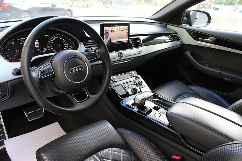 Audi A8 bild 30